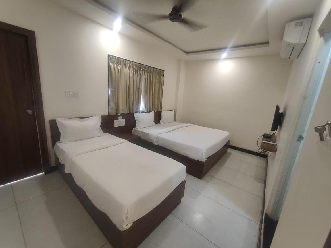Super Townhouse Shivamogga Formerly Karthik Bhavan Exteriér fotografie