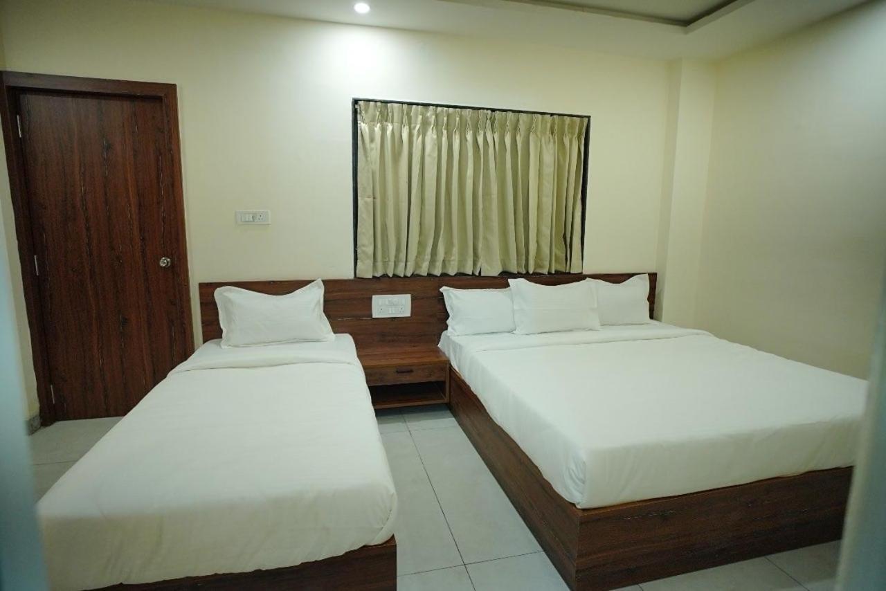 Super Townhouse Shivamogga Formerly Karthik Bhavan Exteriér fotografie